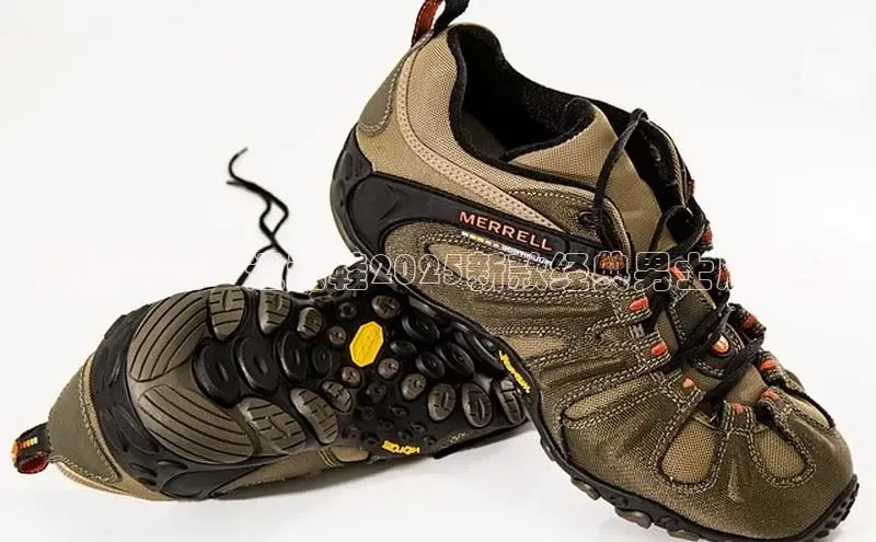 意昂3平台客服小红书潮流引领：运动鞋2025新款经典男士版介绍